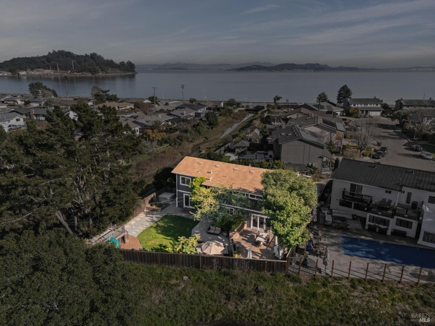 56 Surfwood Cir