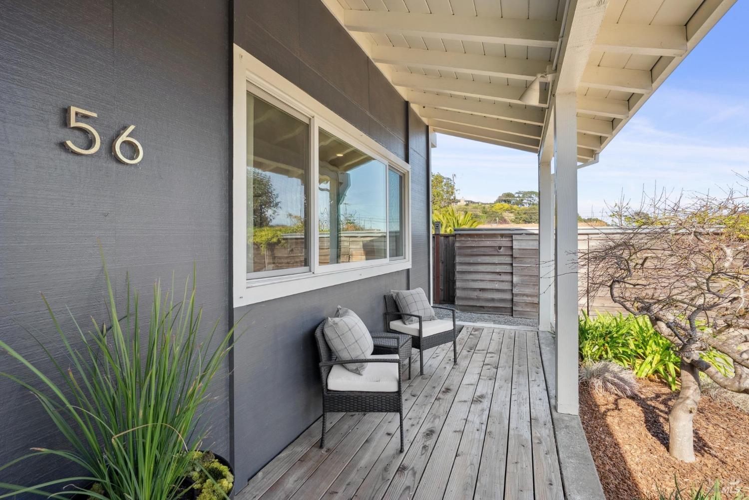 56 Surfwood Cir