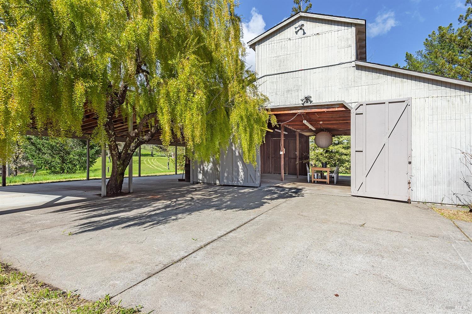 3651 Bones Rd