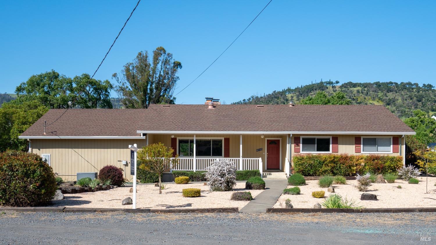 6285 Melita Rd