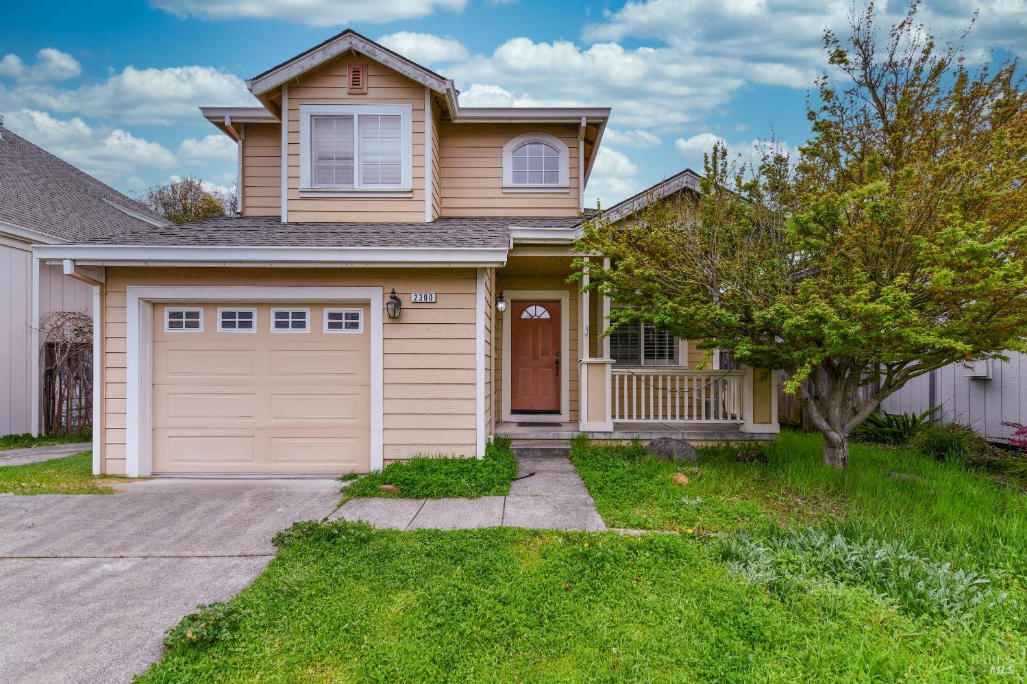 2300 Claiborne Cir