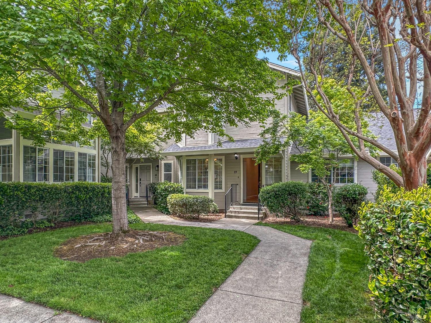 89 Valley Club Cir