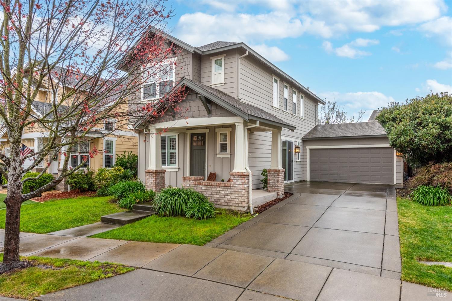 2028 Autumn Walk Dr