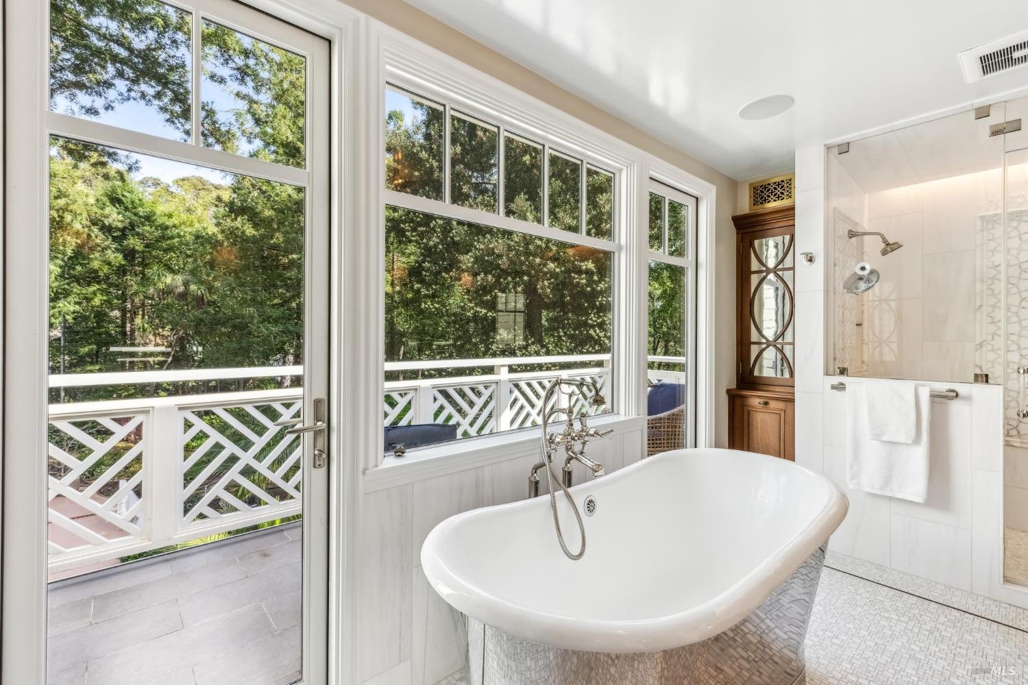 110 Mountain View Avenue