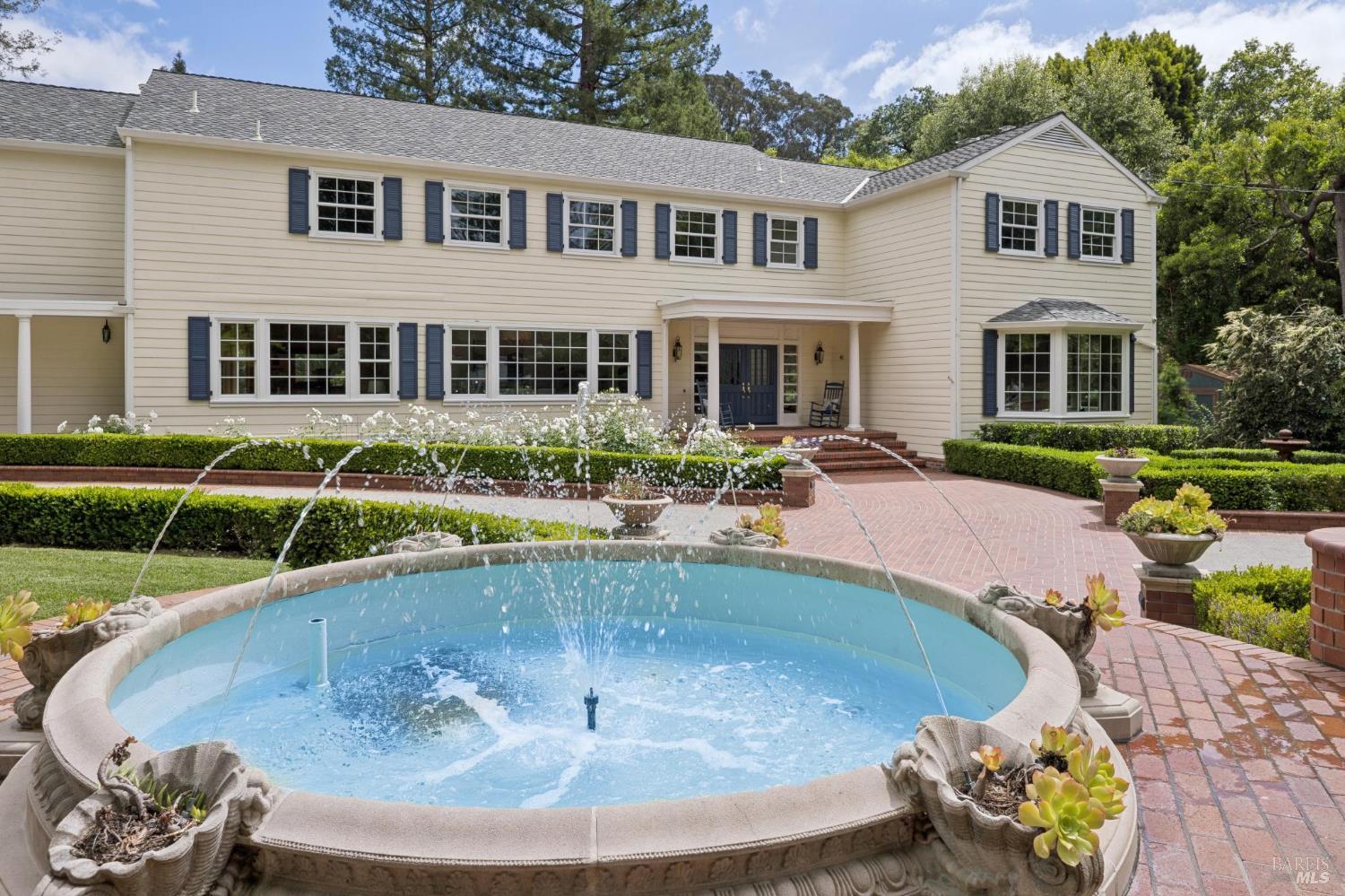 110 Mountain View Avenue