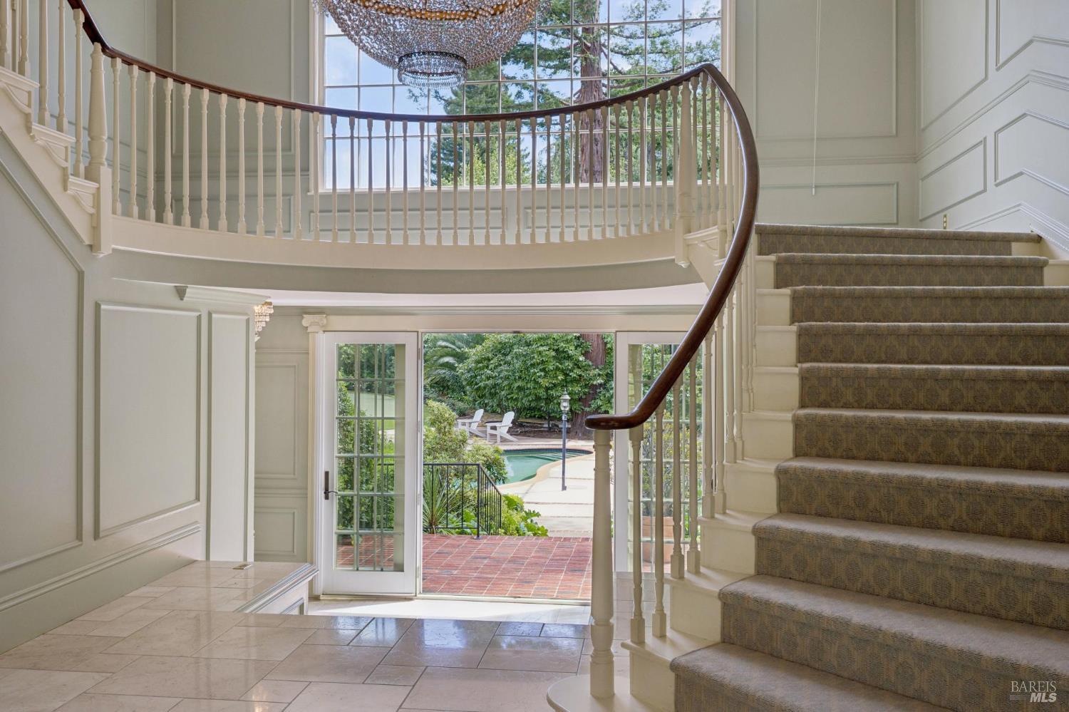 110 Mountain View Avenue