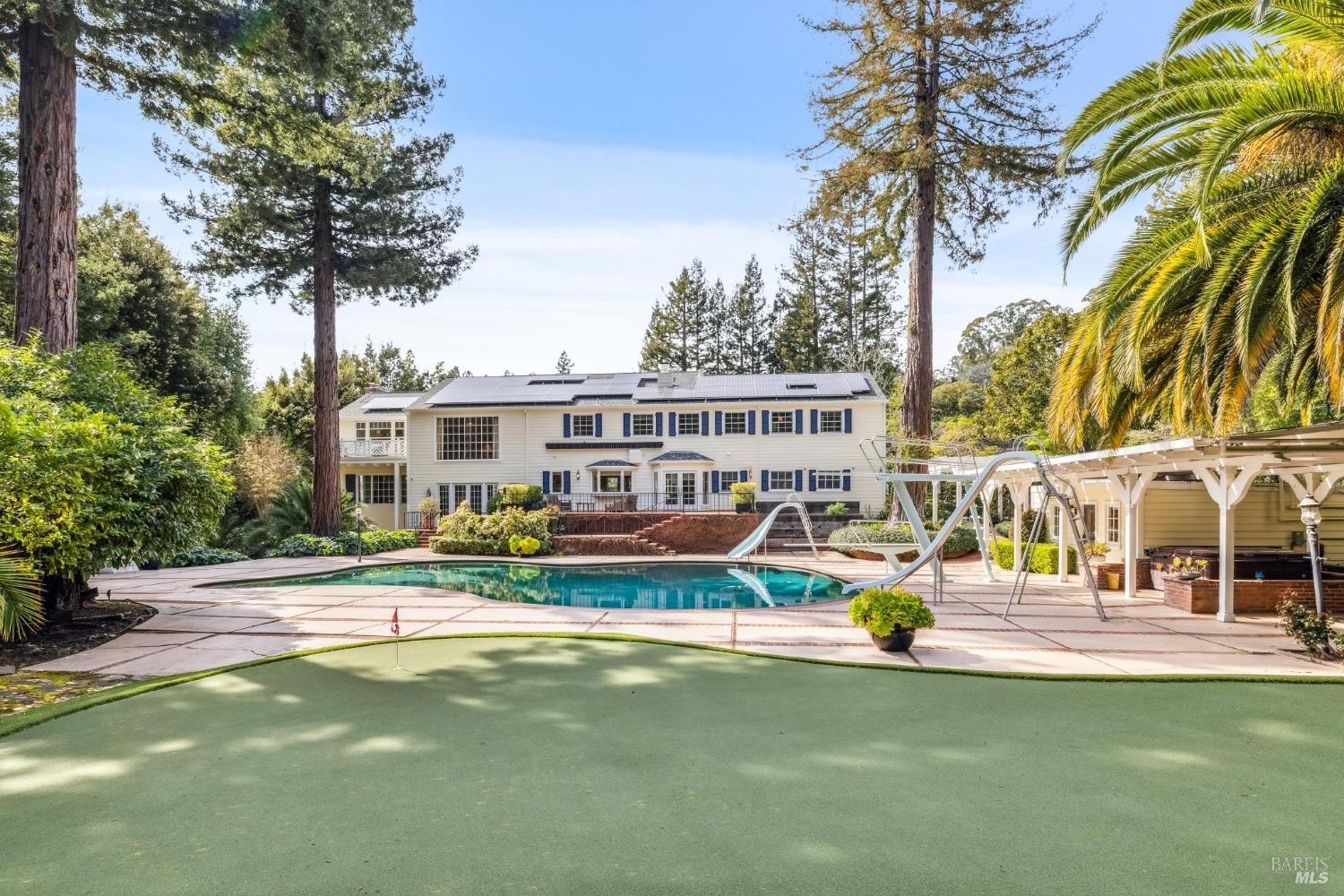 110 Mountain View Avenue