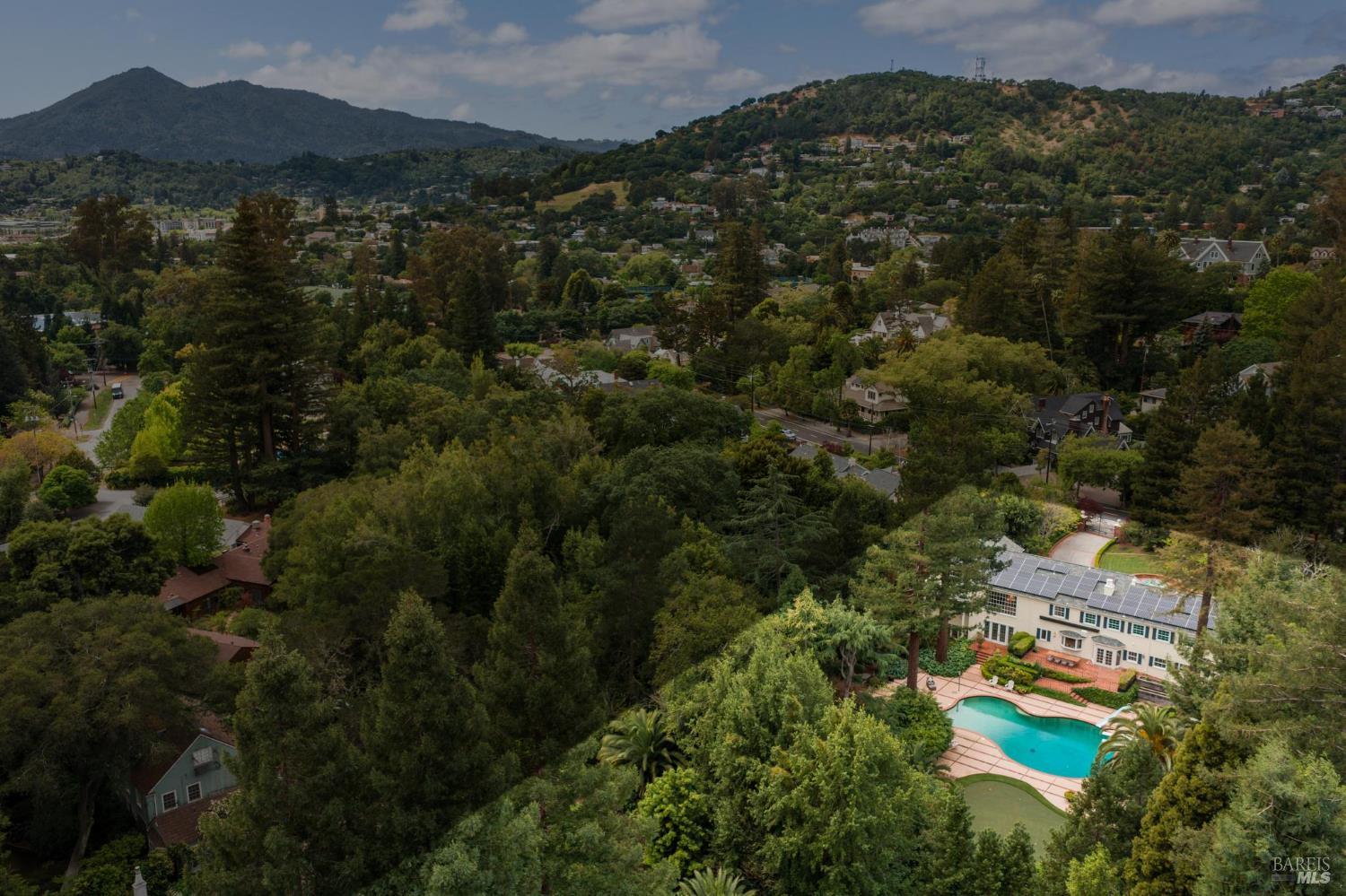 110 Mountain View Avenue