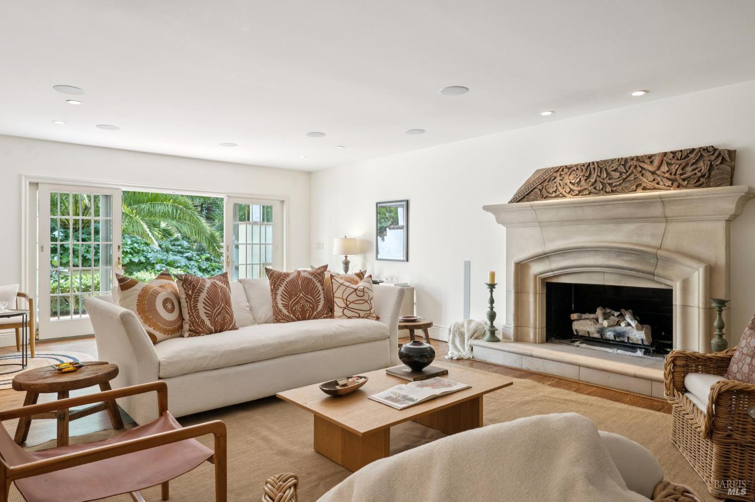 110 Mountain View Avenue