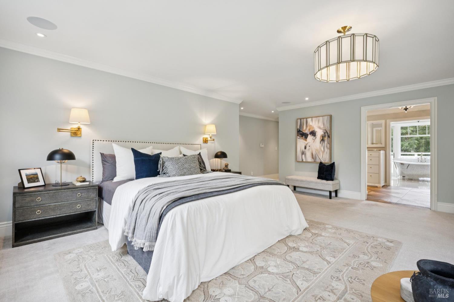 110 Mountain View Avenue