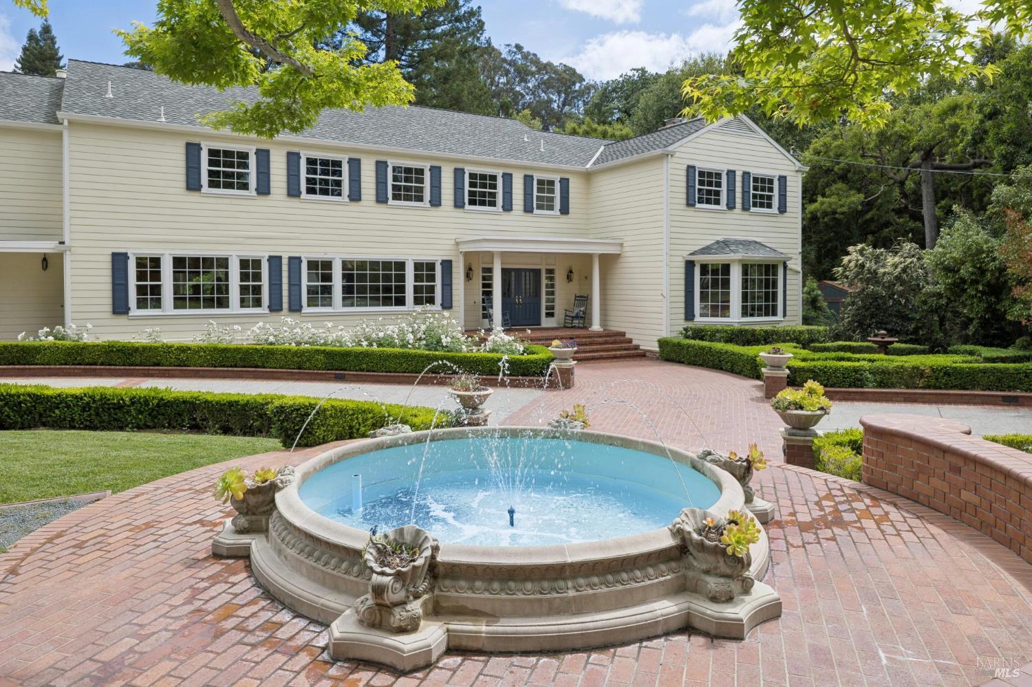 110 Mountain View Avenue