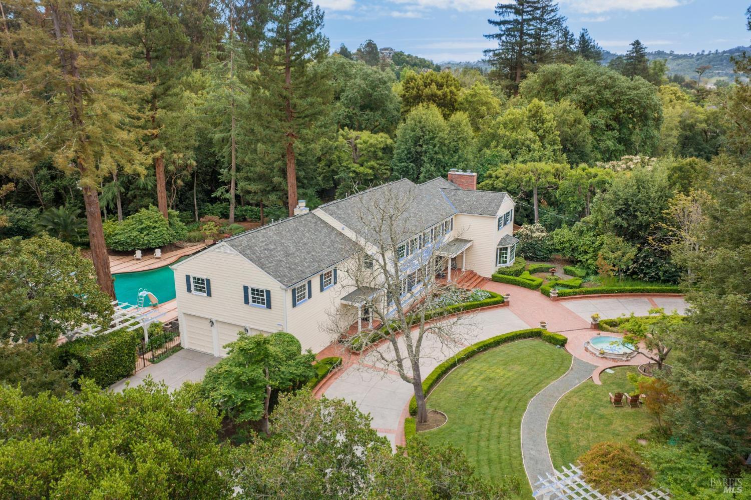 110 Mountain View Avenue