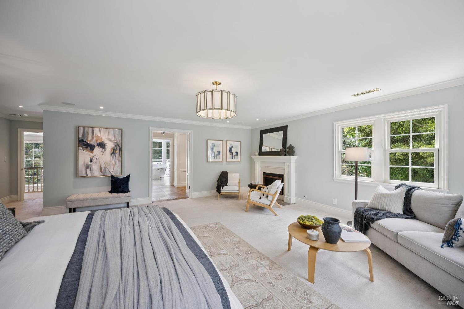 110 Mountain View Avenue