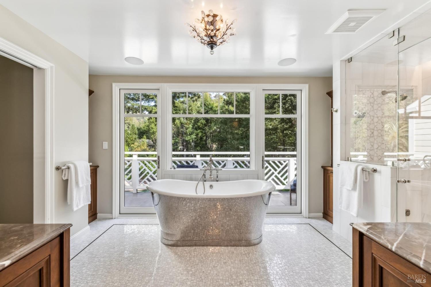 110 Mountain View Avenue