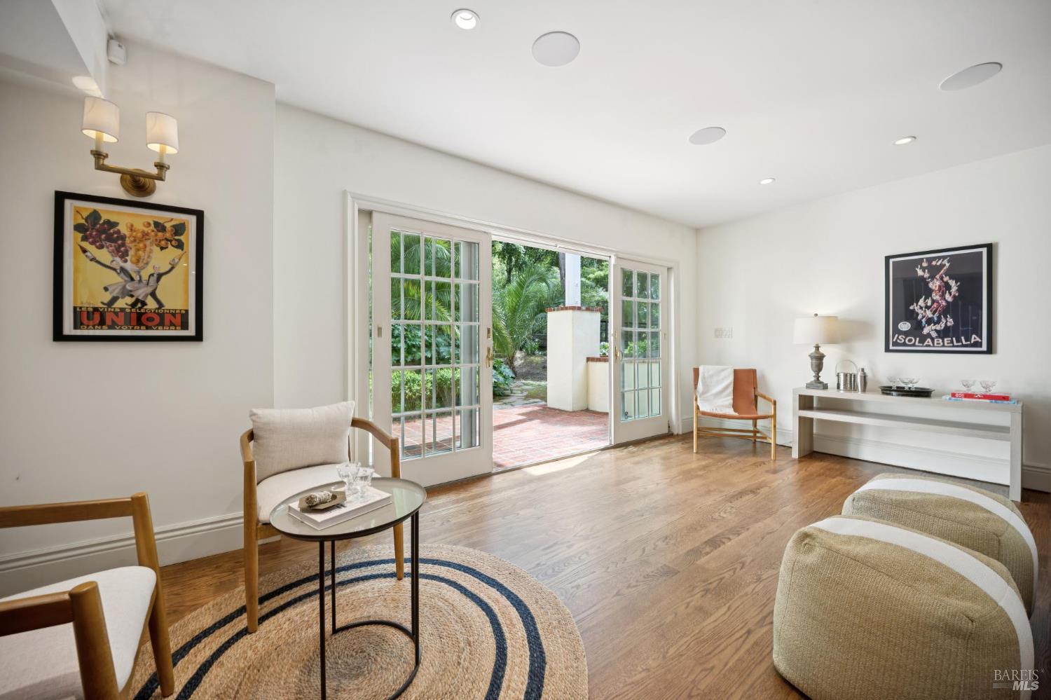 110 Mountain View Avenue