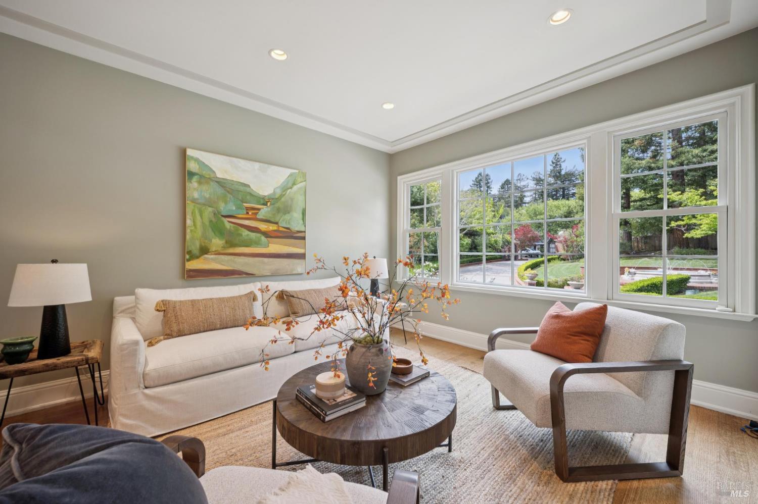 110 Mountain View Avenue