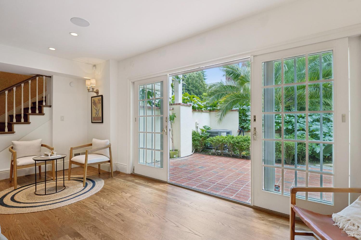 110 Mountain View Avenue