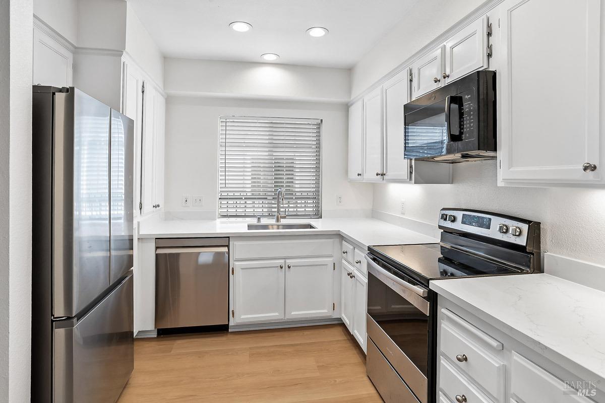 1579 S Novato Blvd #307