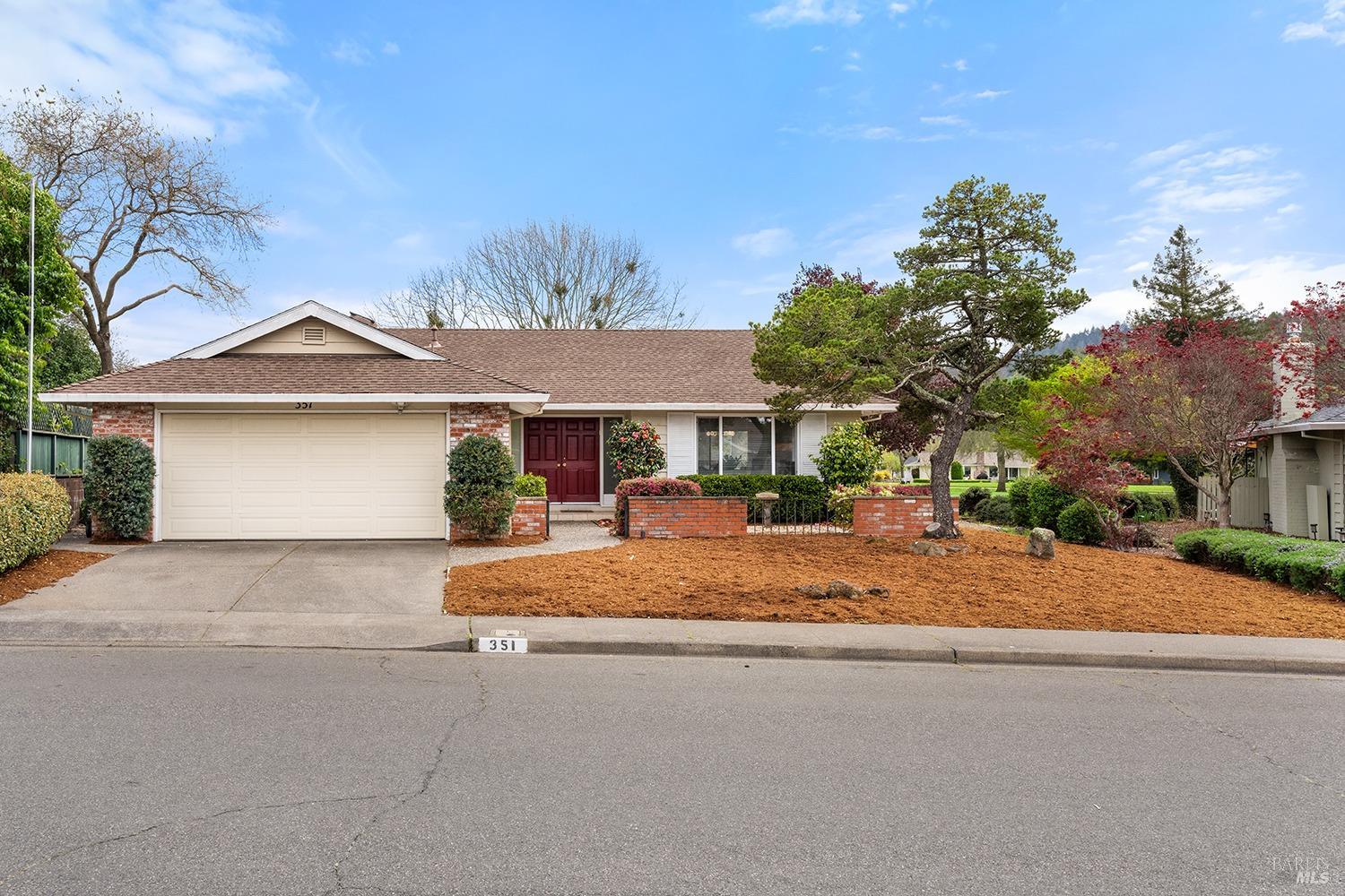 351 Belhaven Cir