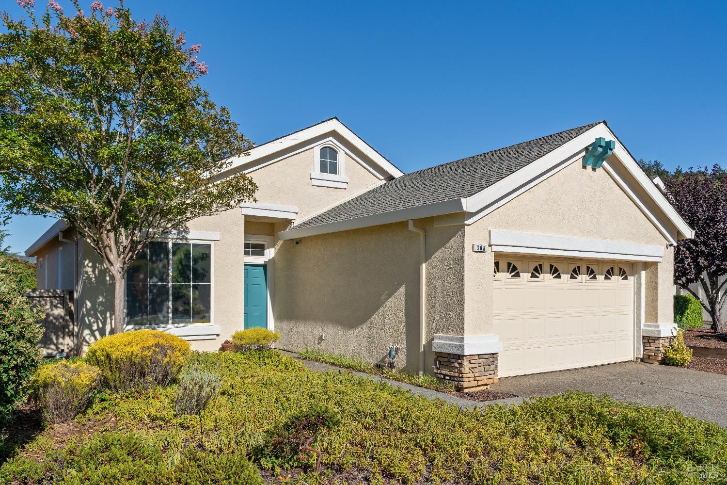 308 Rolling Hill Ct