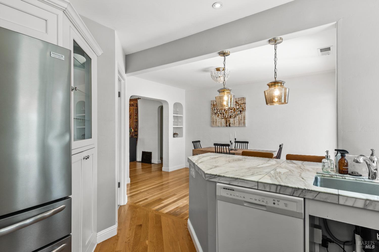 415 Virginia Ct