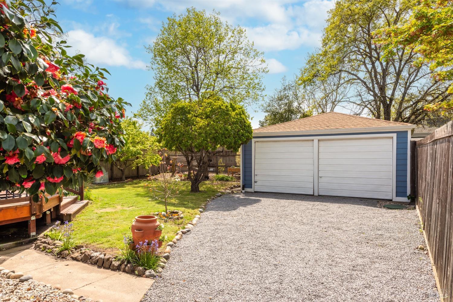 415 Virginia Ct