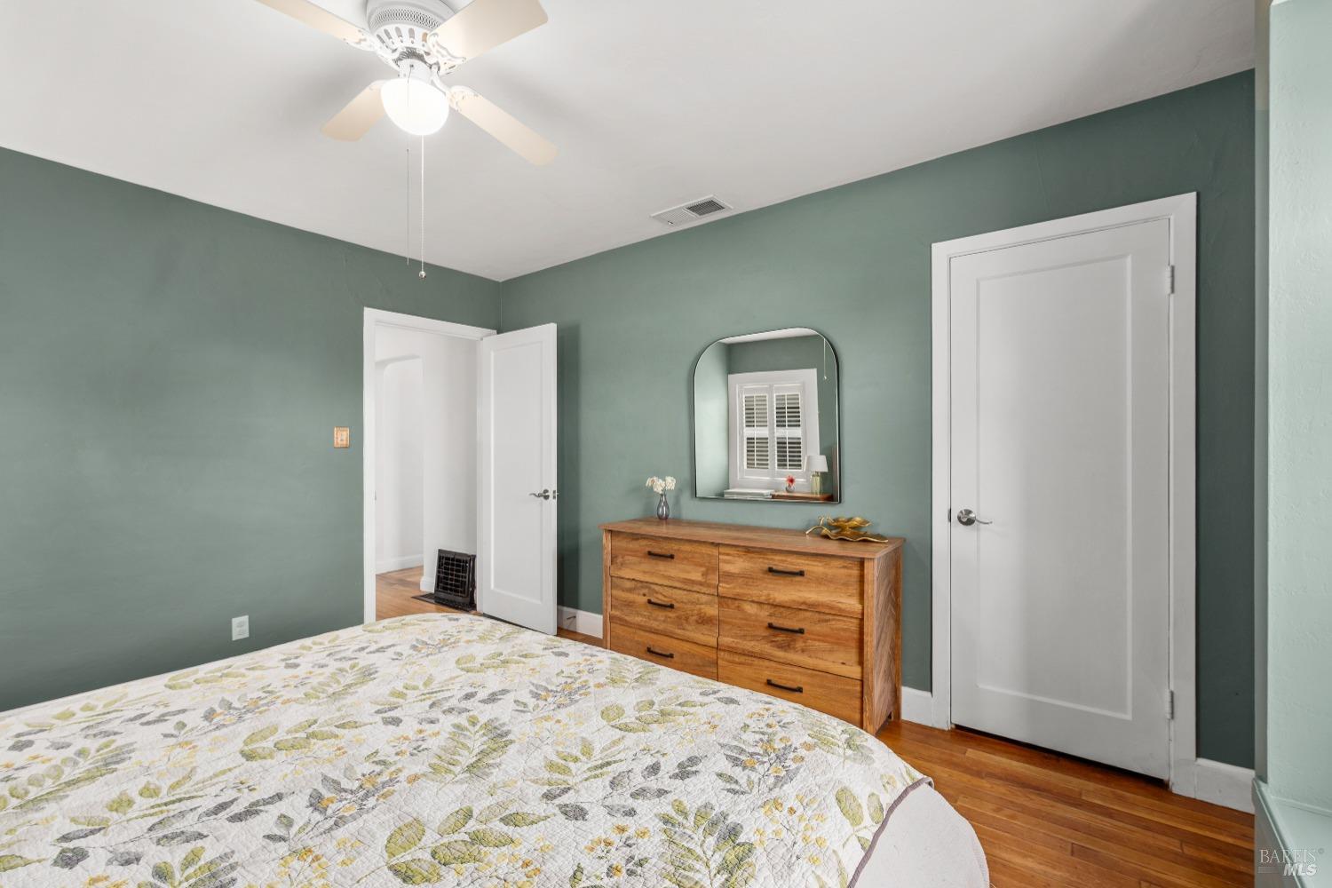 415 Virginia Ct