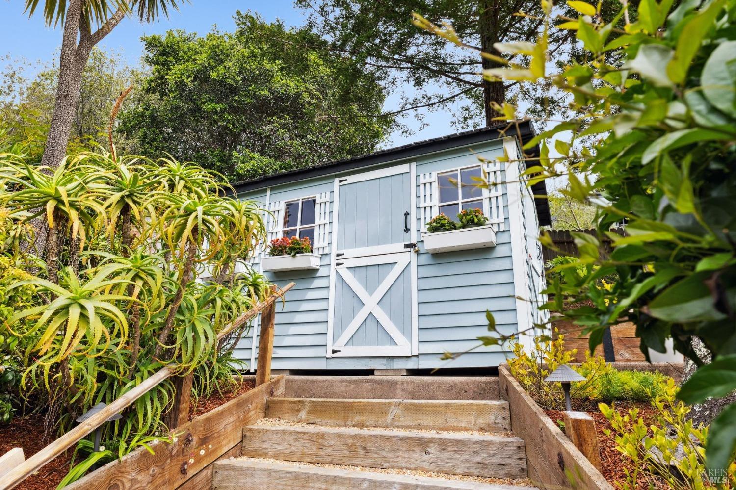 533 Pine Crest Road