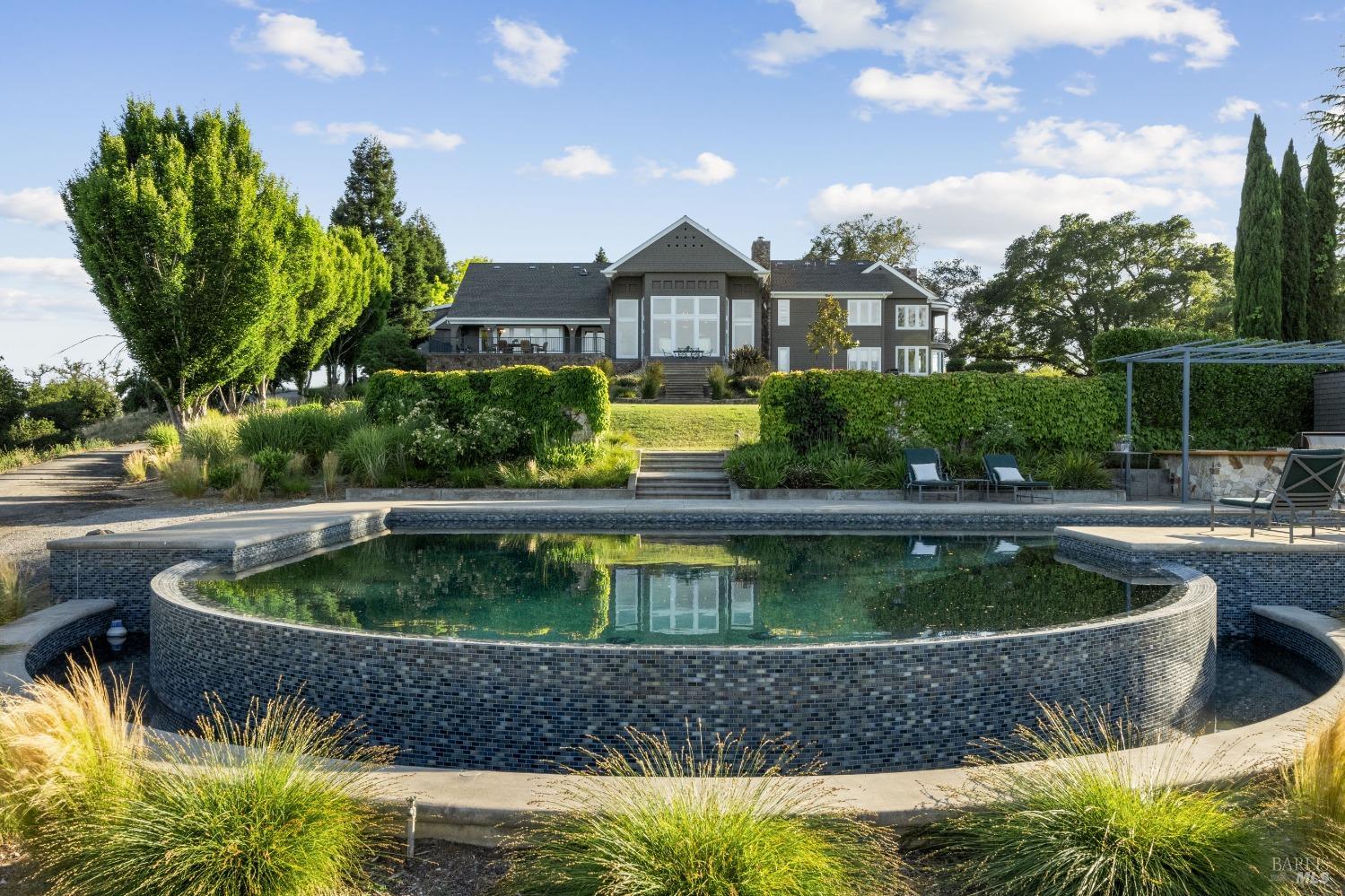 12111 Chalk Hill Rd