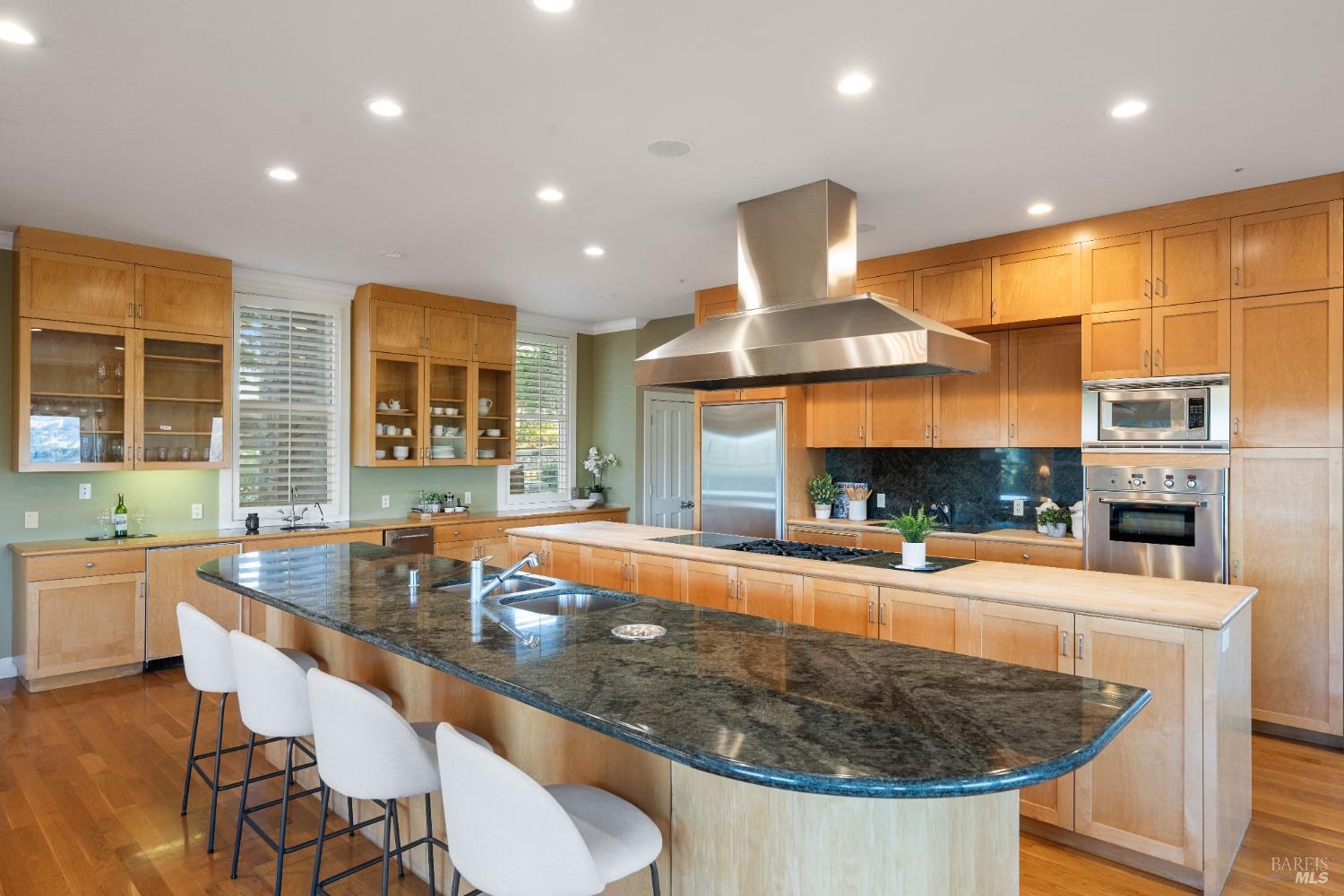 12111 Chalk Hill Rd