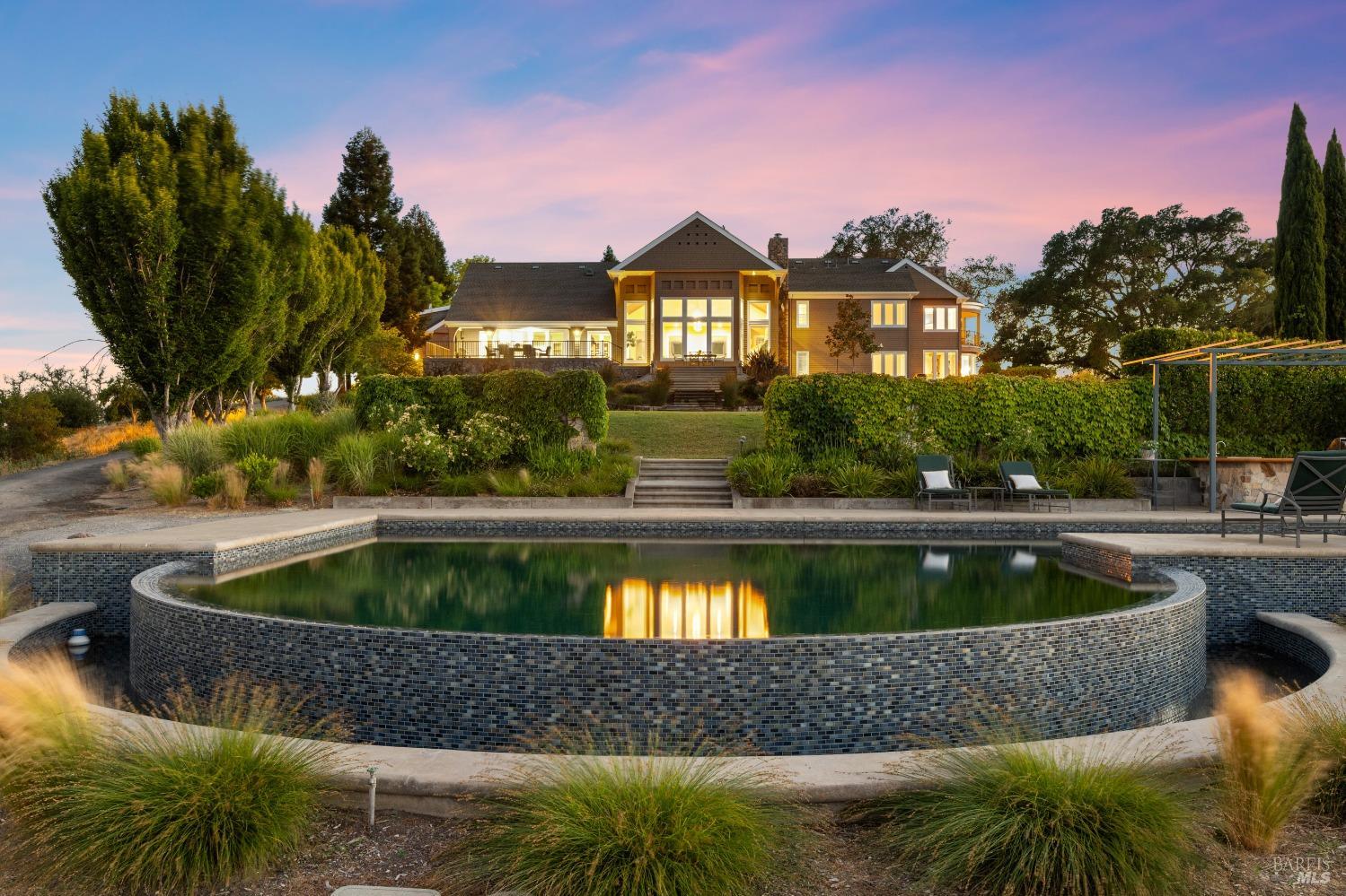 12111 Chalk Hill Rd