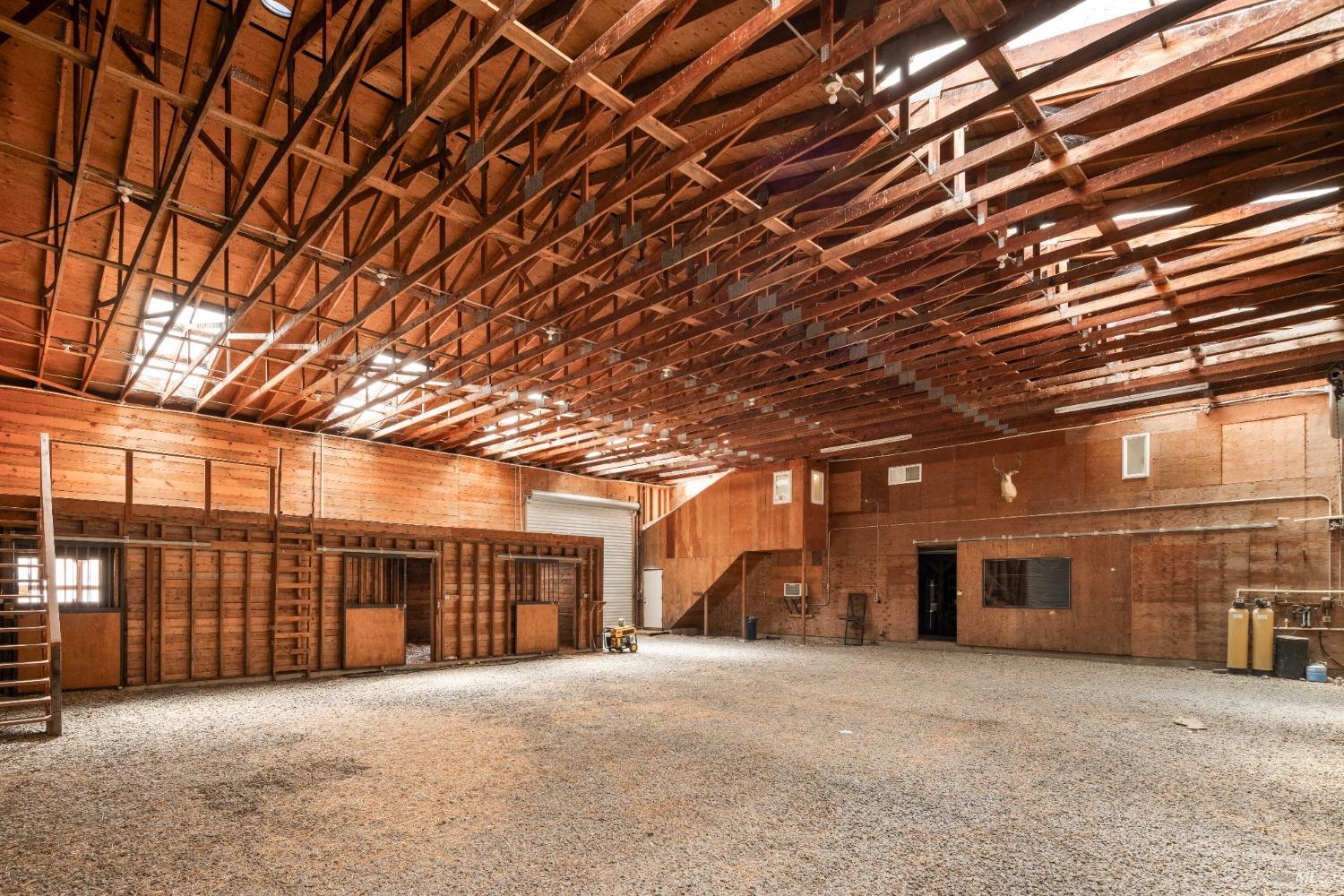 12111 Chalk Hill Rd