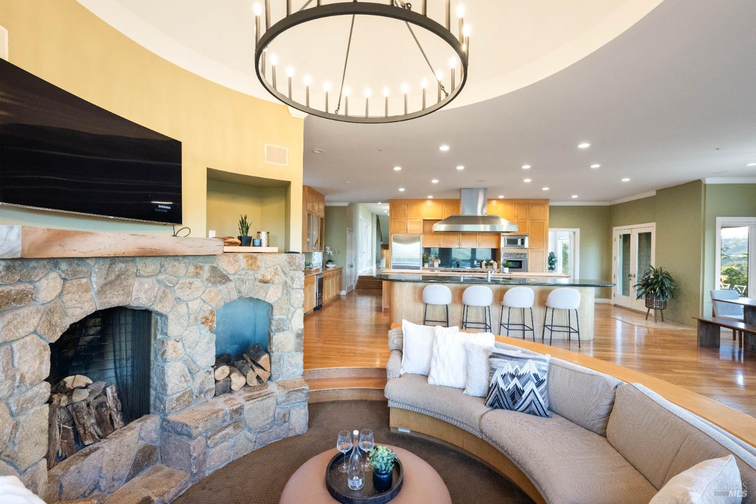 12111 Chalk Hill Rd