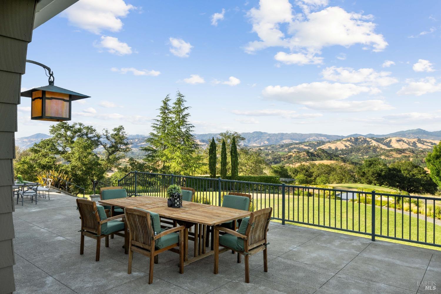 12111 Chalk Hill Rd