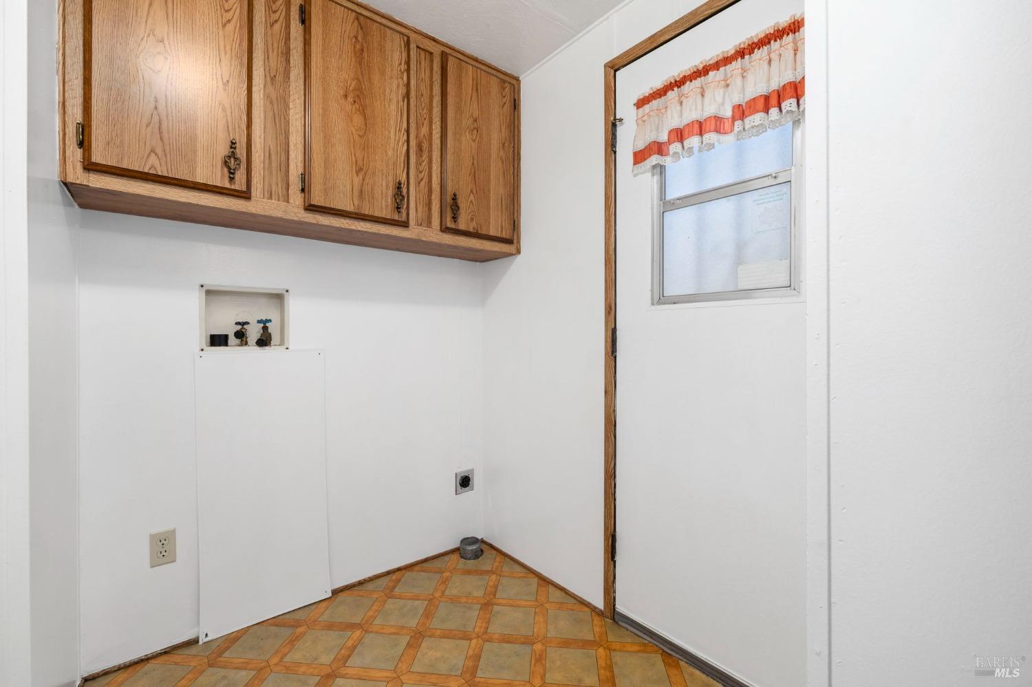 1546 Royal Oak Drive