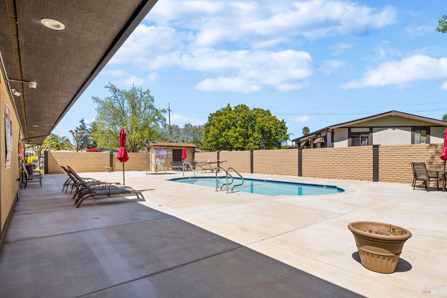 1546 Royal Oak Drive