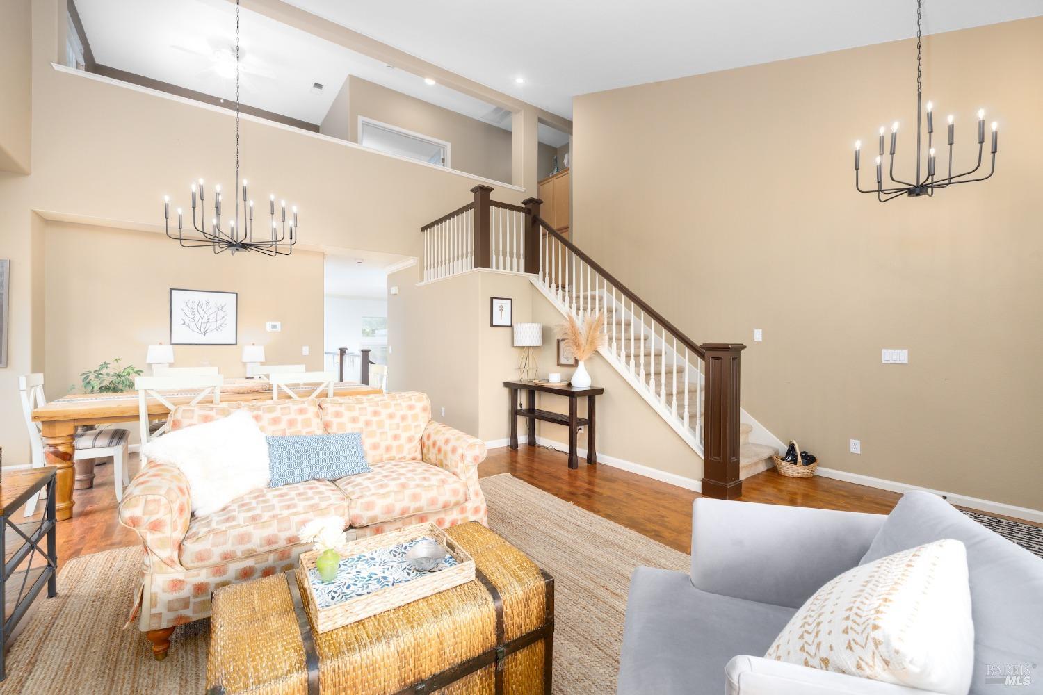 1534 Barn Owl Pl