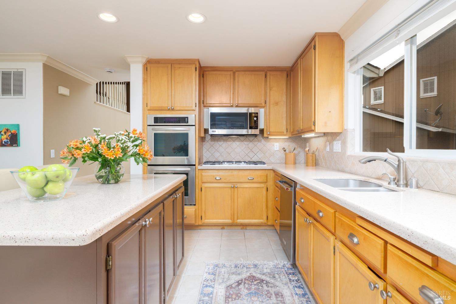 1534 Barn Owl Pl