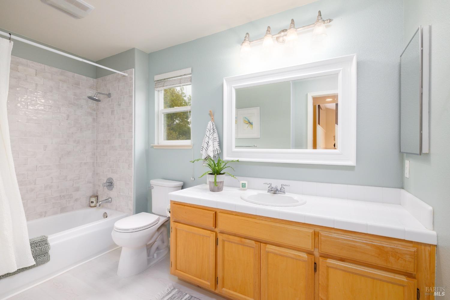 1534 Barn Owl Pl