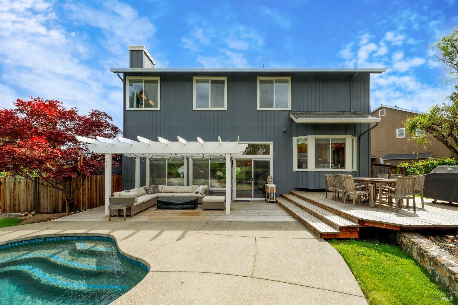 1534 Barn Owl Pl