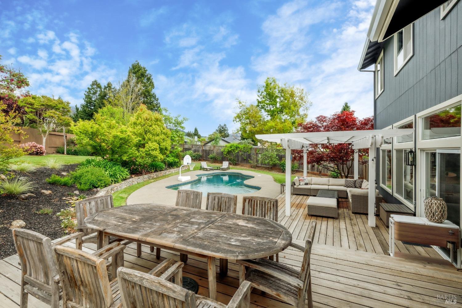 1534 Barn Owl Pl