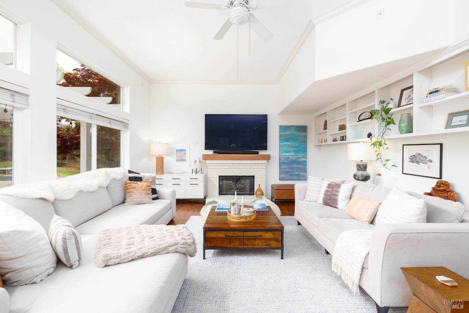 1534 Barn Owl Pl