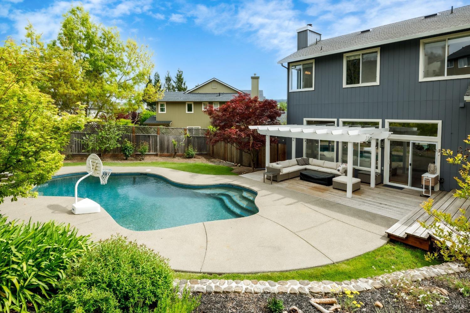1534 Barn Owl Pl