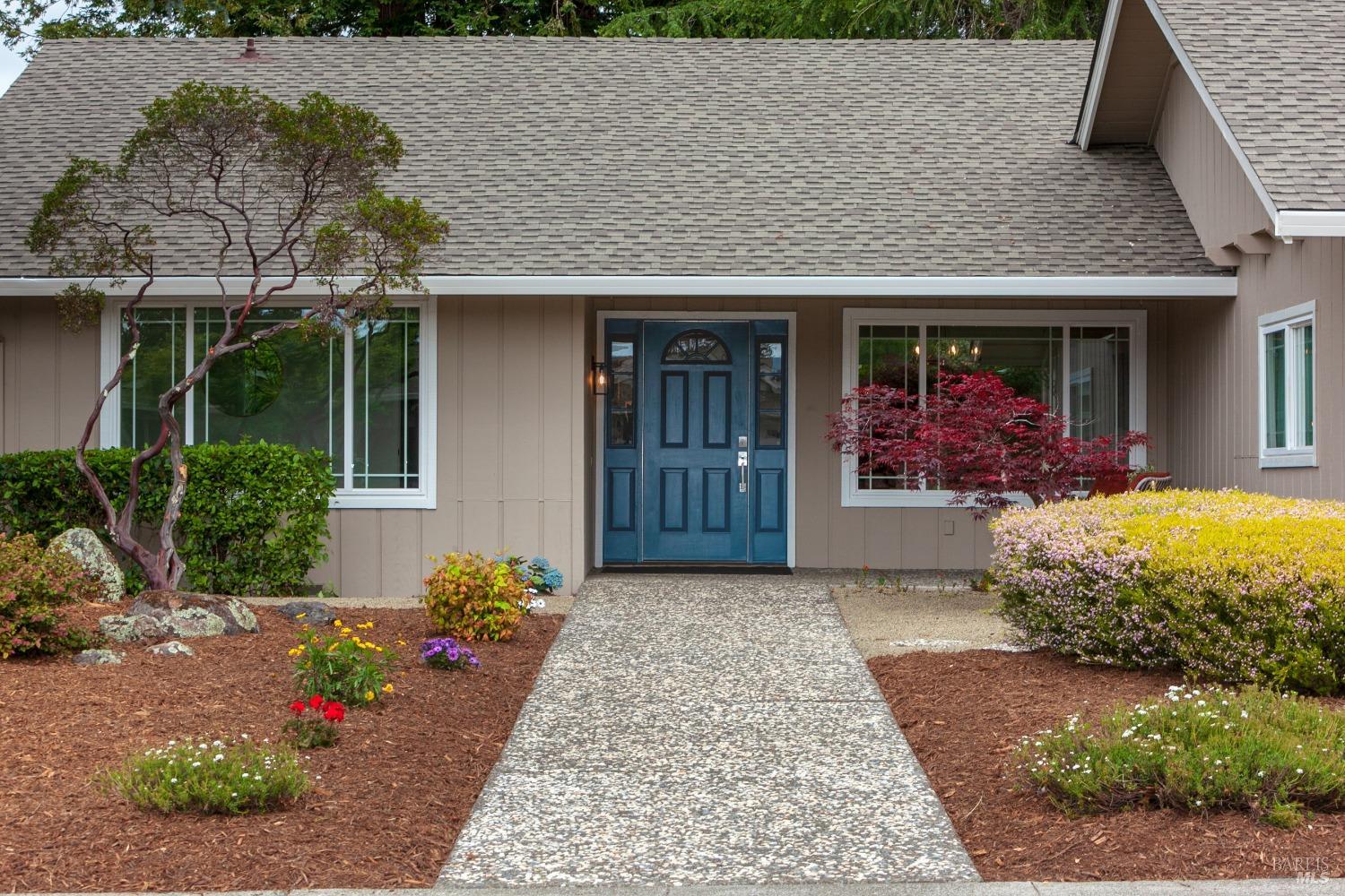 3 Pin Oak Pl