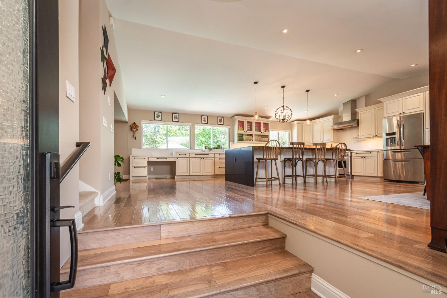 3355 Covey Ct
