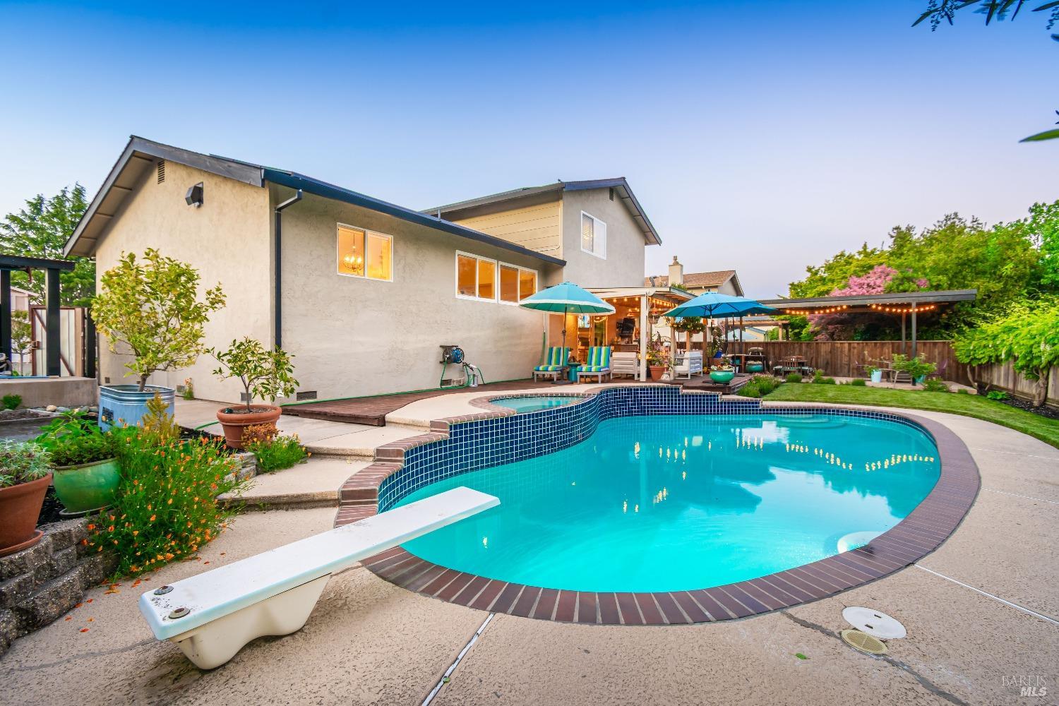 3355 Covey Ct