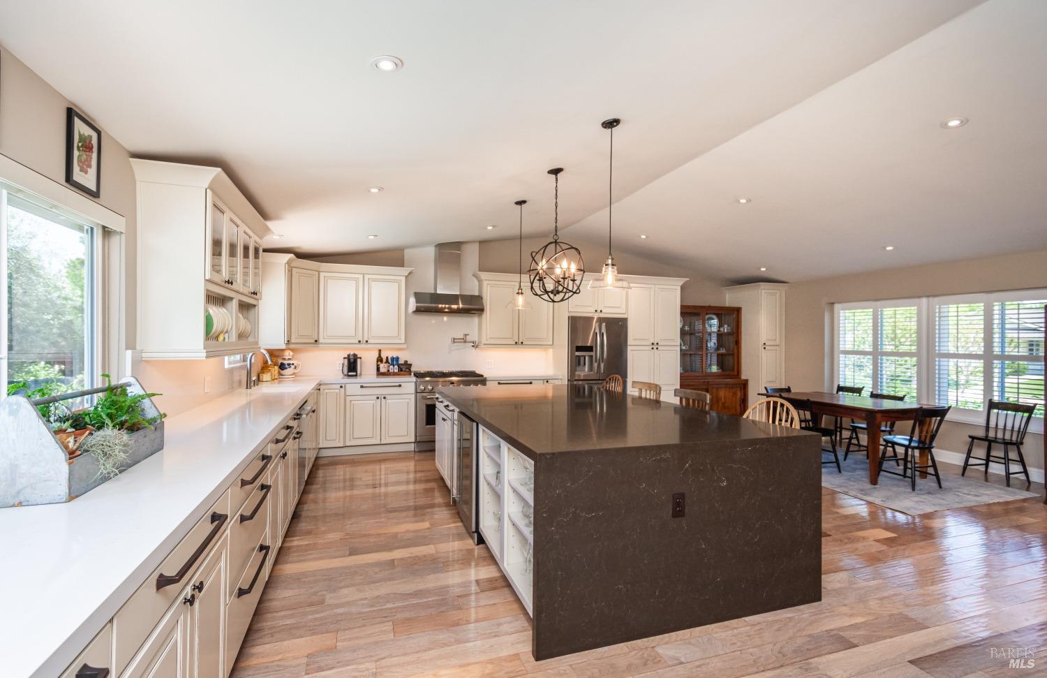 3355 Covey Ct
