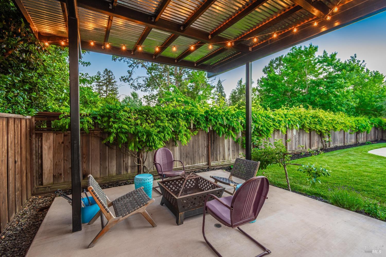 3355 Covey Ct