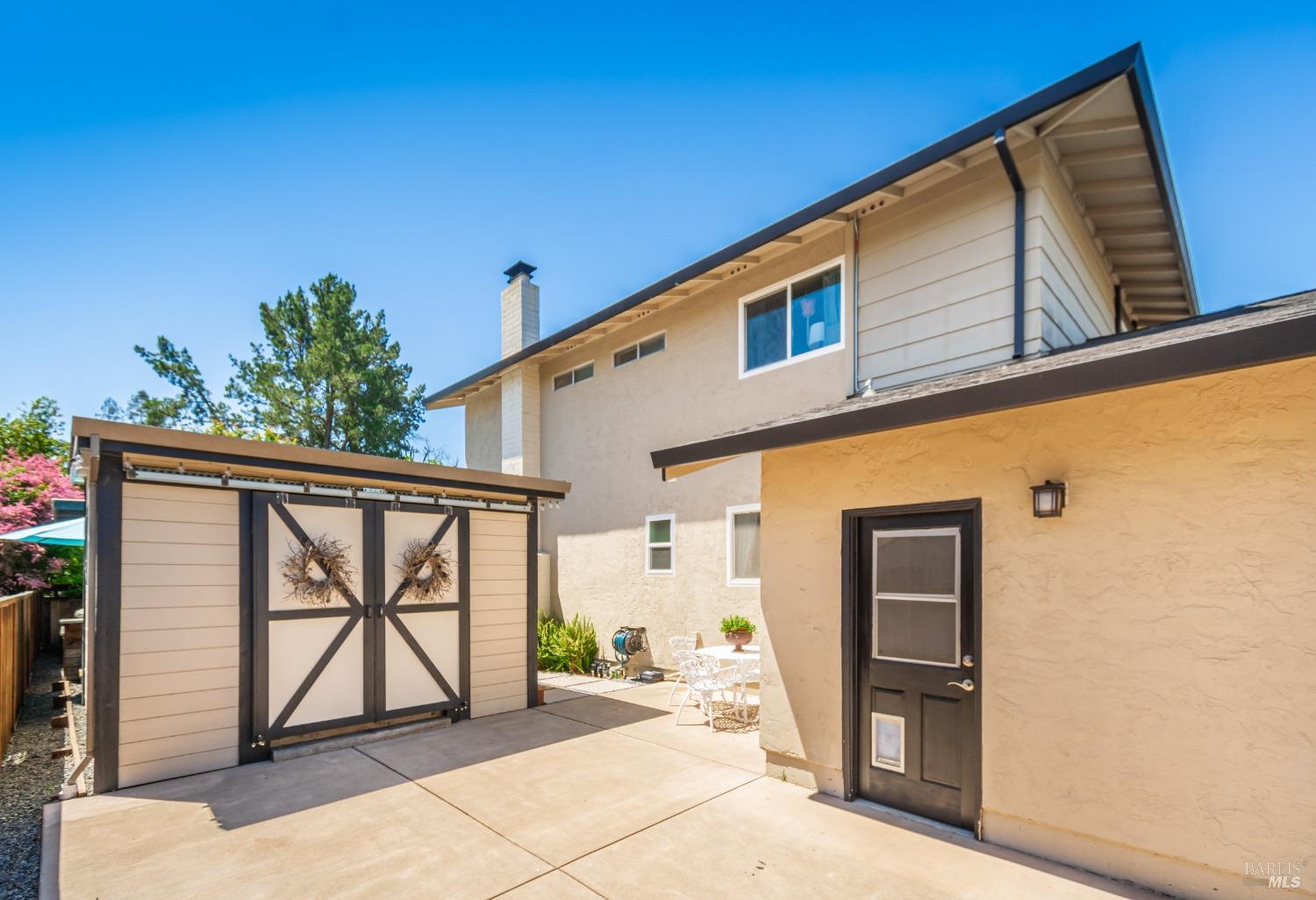 3355 Covey Ct