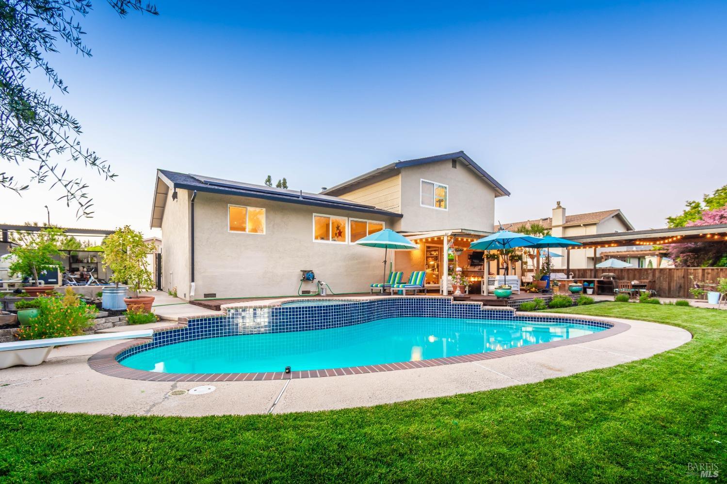 3355 Covey Ct